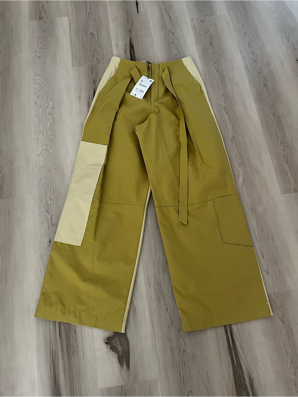 Zara Wide-Leg Colorblock Utility Pants in Olive & Cream